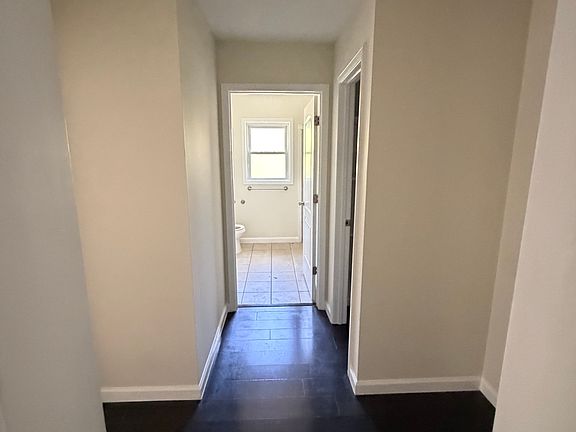 5th image of 1308 Marshall St
