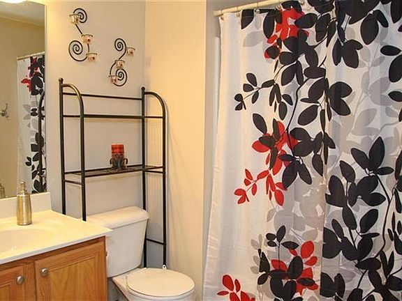 3rd image of 6715 Kelseys Oak Ct #7