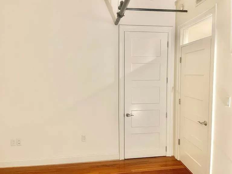 426 Granby St #2B — Photo 6