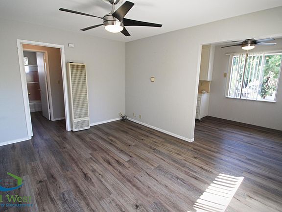 3rd image of 162 Topeka Ave APT 2