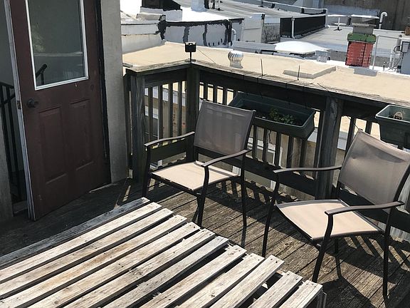 Private roof deck with views of Center City