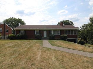 615 Briarwood Dr, Vinton, VA 24179