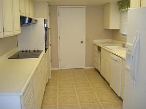 3rd image of 13306 W Castle Rock Dr