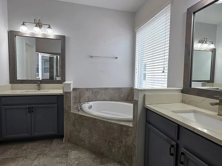 305 Drayton Ave — Photo 21