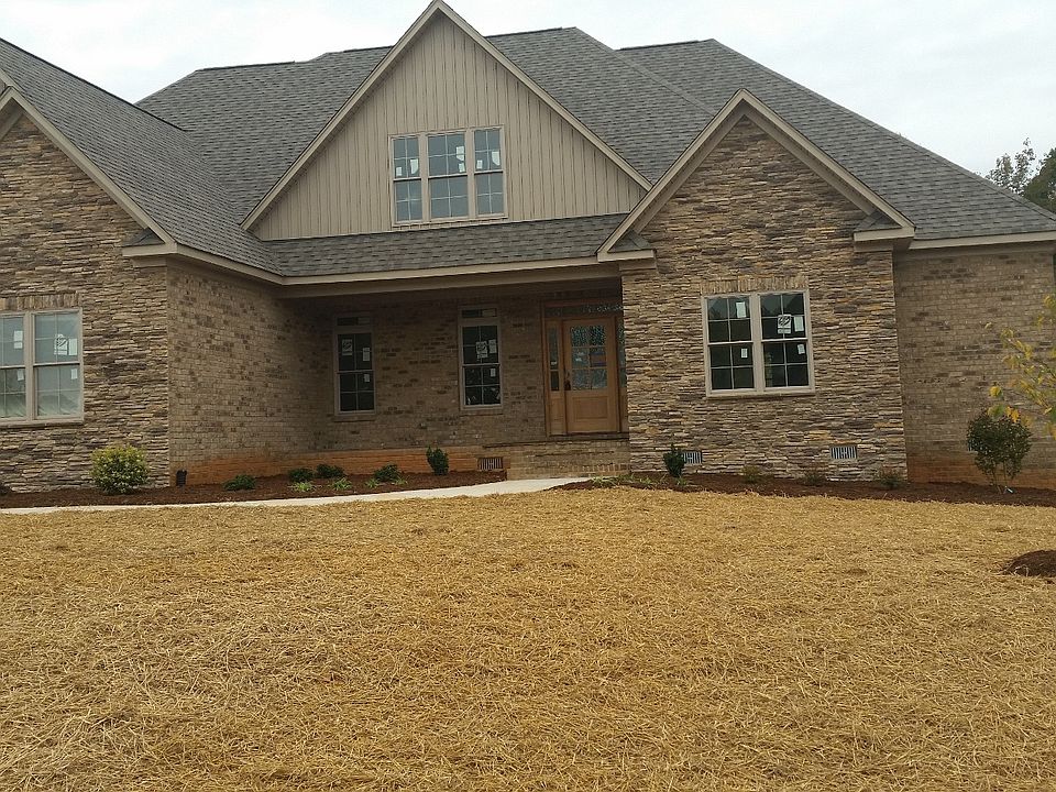 1st image of 143 Cobblestone Walk