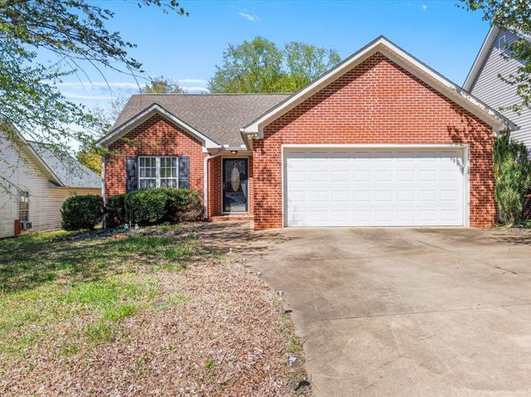 551 Fawn Branch Trl, Boiling Springs, SC 29316