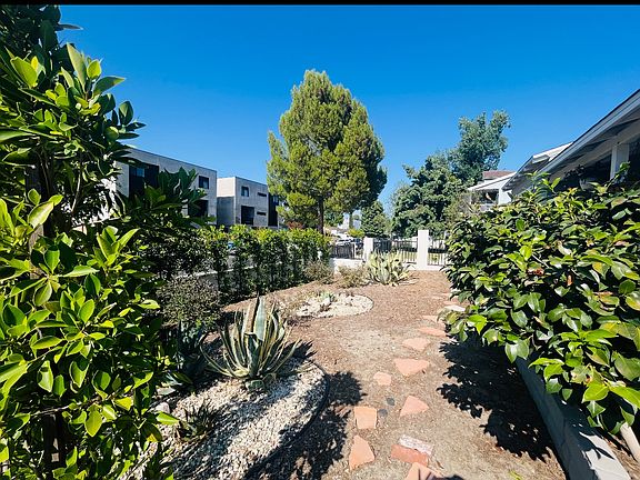 Fenced front yard