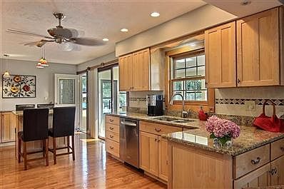 5th image of 6343 Bridgewood Ct