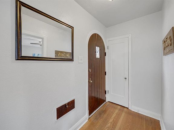 4th image of 608 Bellsworth Dr
