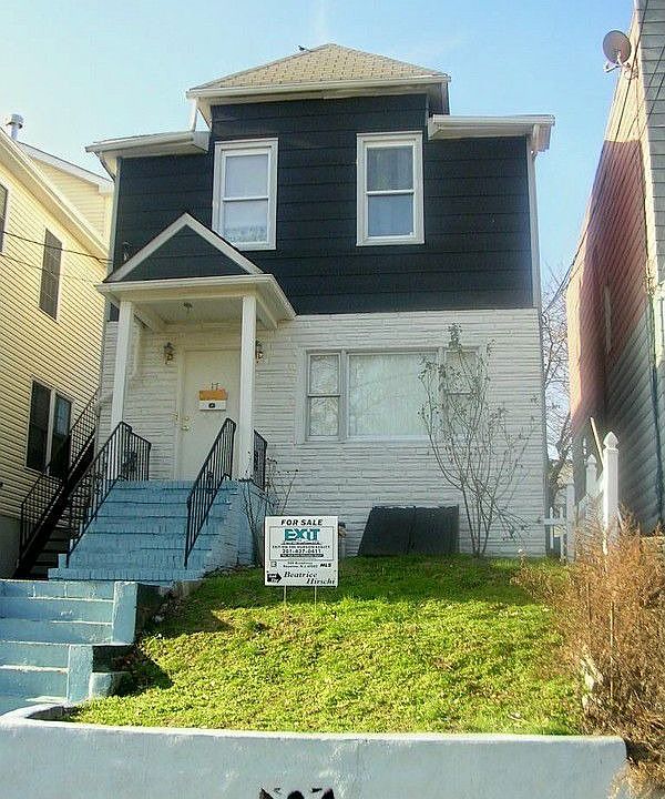 1st image of 17 Seaview Dr