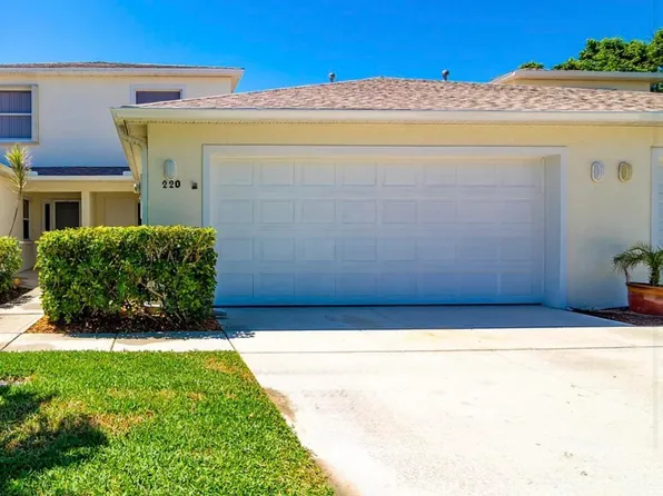 220 Thatch Palm Ct, Indian Harbour Beach, FL 32937