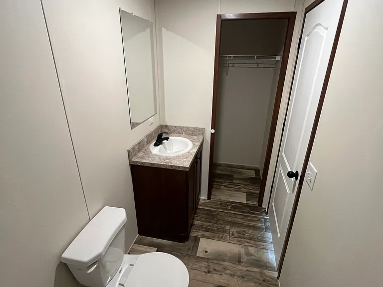 1513 County Road 2300 N #18 — Photo 3