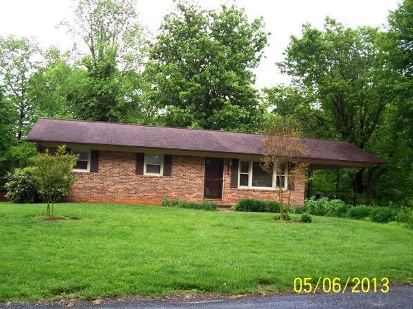 570 Three Oaks Dr, Hays, NC 28635