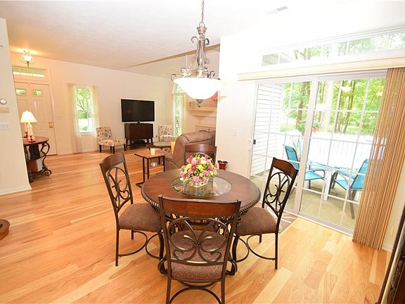 5th image of 6 Hunters Woods Blvd #A