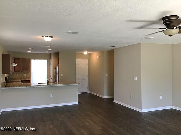 4th image of 8748 Kaye Ln