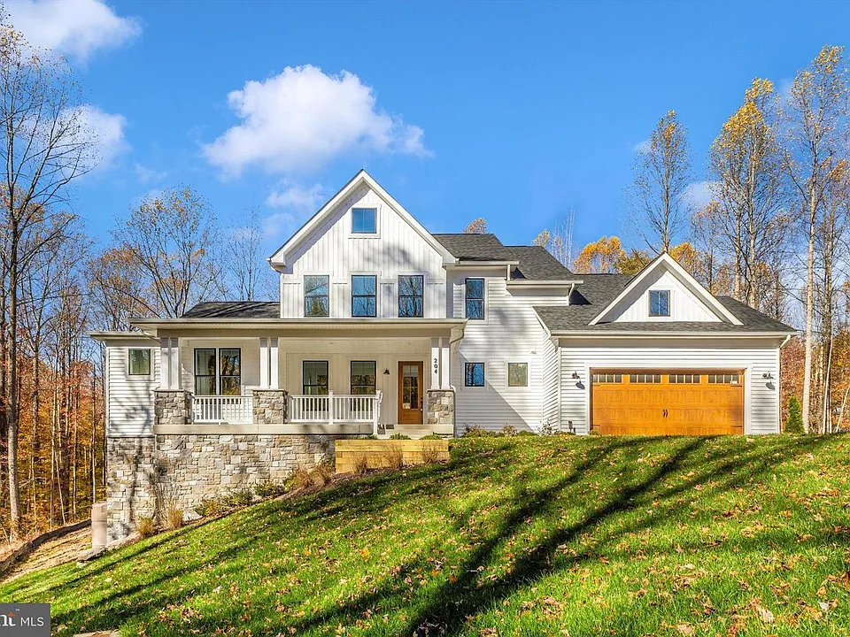 204 Three Rivers