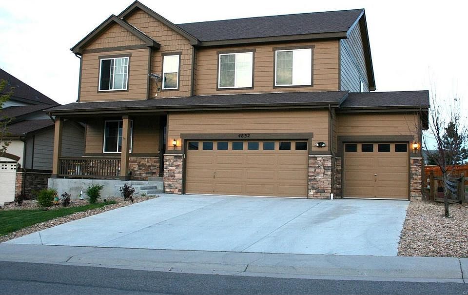 Covers front porch and 3 car