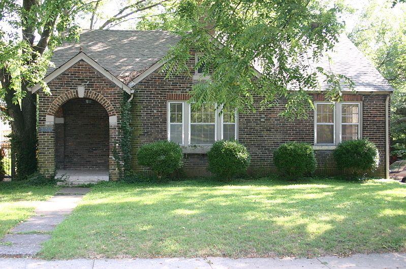 1st image of 3723 Meadowbrook Ave