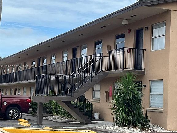 5th image of 5411 W 24th Ave APT 54