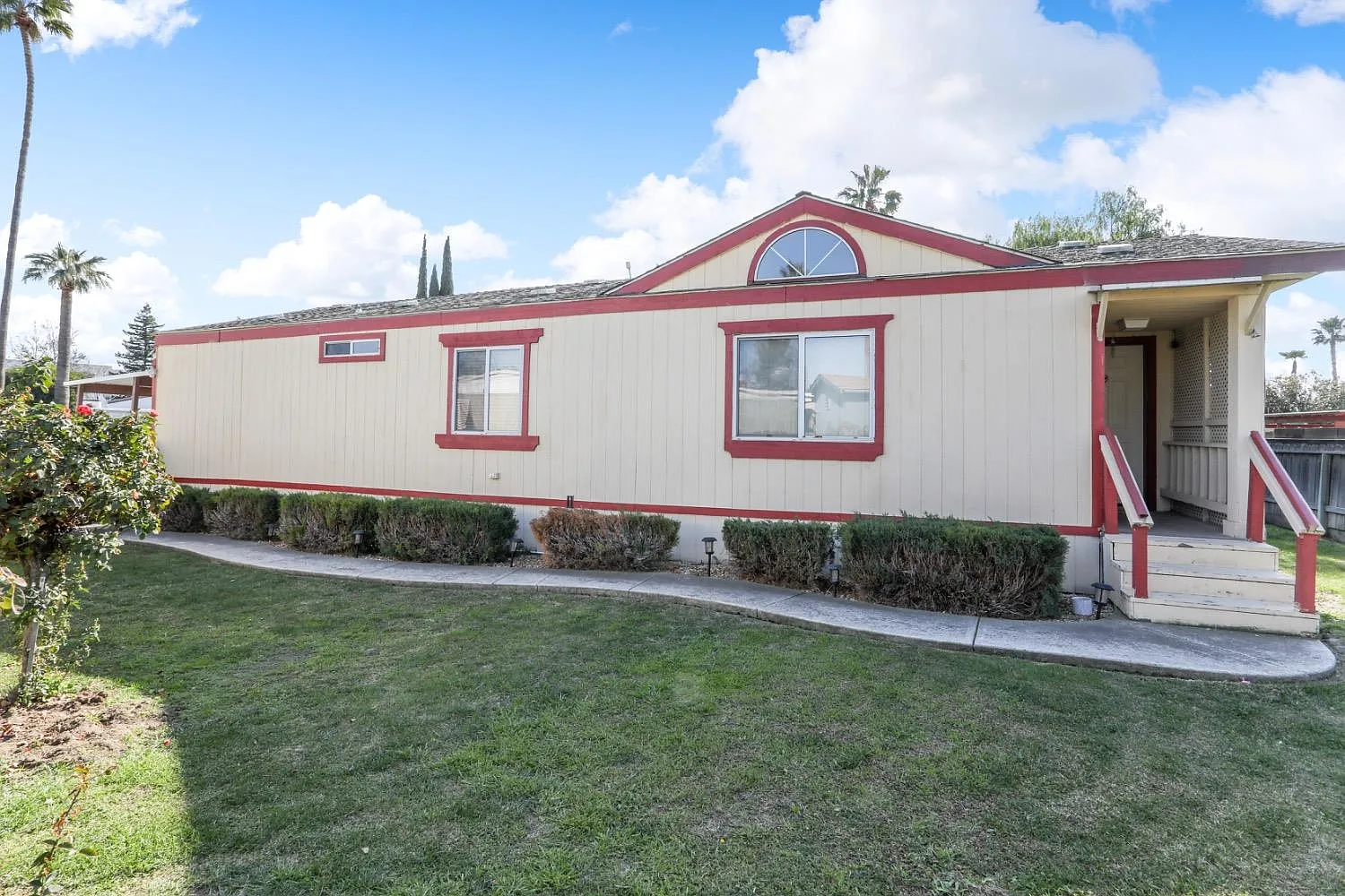 2929 N Macarthur Dr Space 42 photo 1