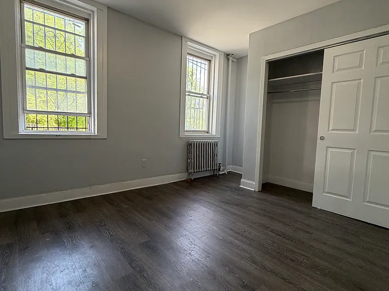 28 Orchard Pl #1E — Photo 1