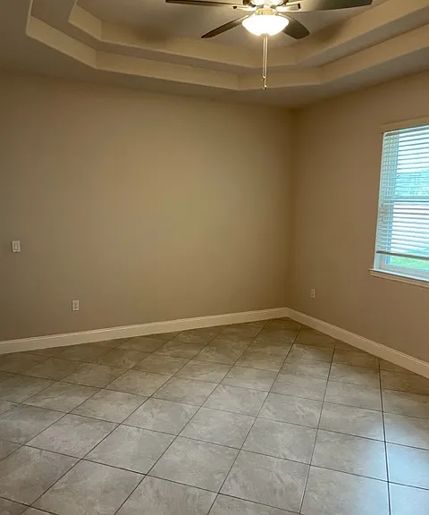 11 Louvet Ln #A — Photo 2