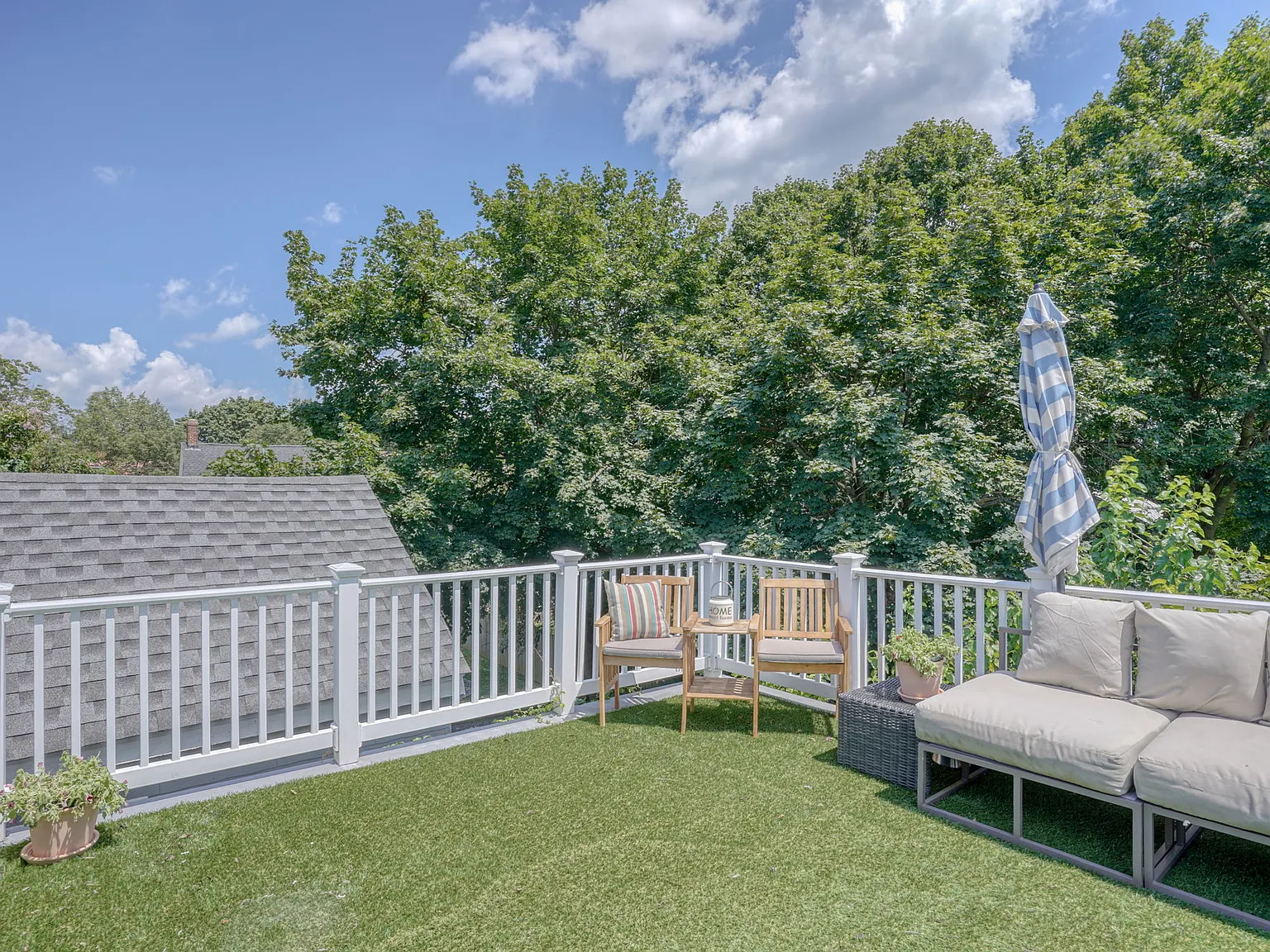 103 S College Ave — Photo 3