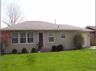 2323 Rock St, Peru, IL 61354