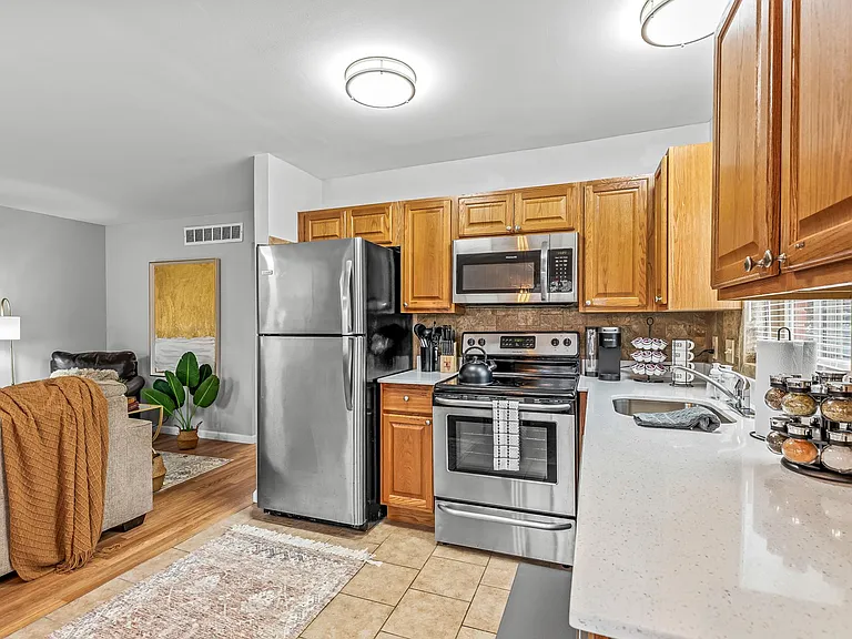 18530 E Forteen Mile Rd — Photo 21