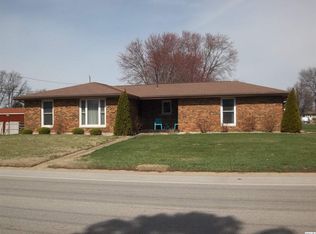 2801 W Bluff Ct, Quincy, IL 62305
