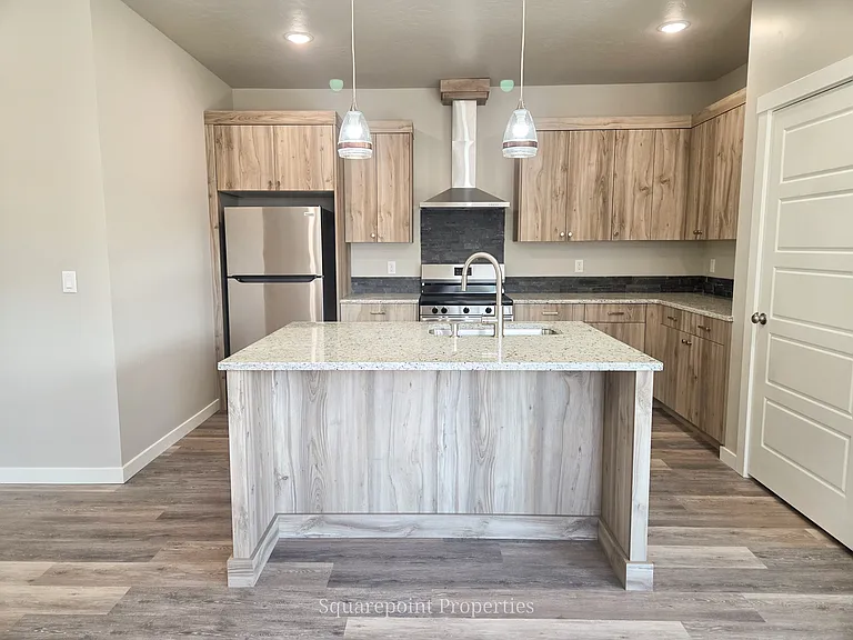 2965 N Maple Grove Rd — Photo 3