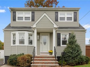 158 Bucknell Ave, Woodbridge, NJ