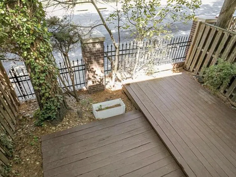 3807 Usher Ct — Photo 26