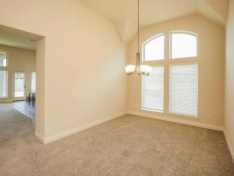 1215 Watercrest Park Ln — Photo 12