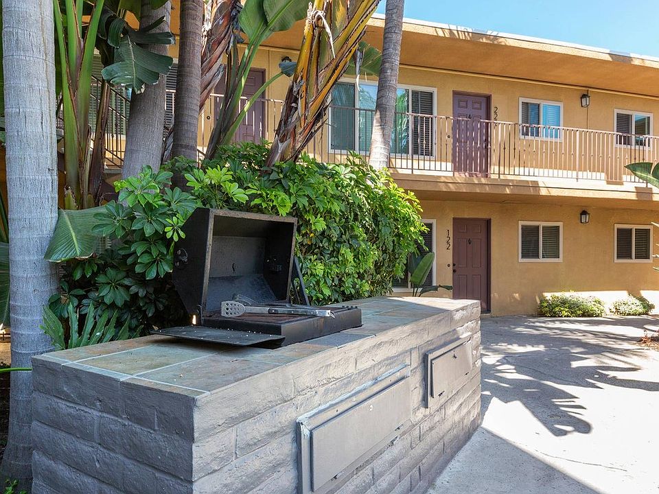 Elan Coco Palms Community BBQ Grill