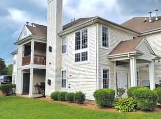 634 Honeybrook Cir, Stewartsville, NJ 08886