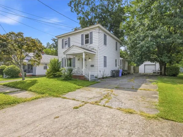 335 Highland Ave, Suffolk, VA 23434