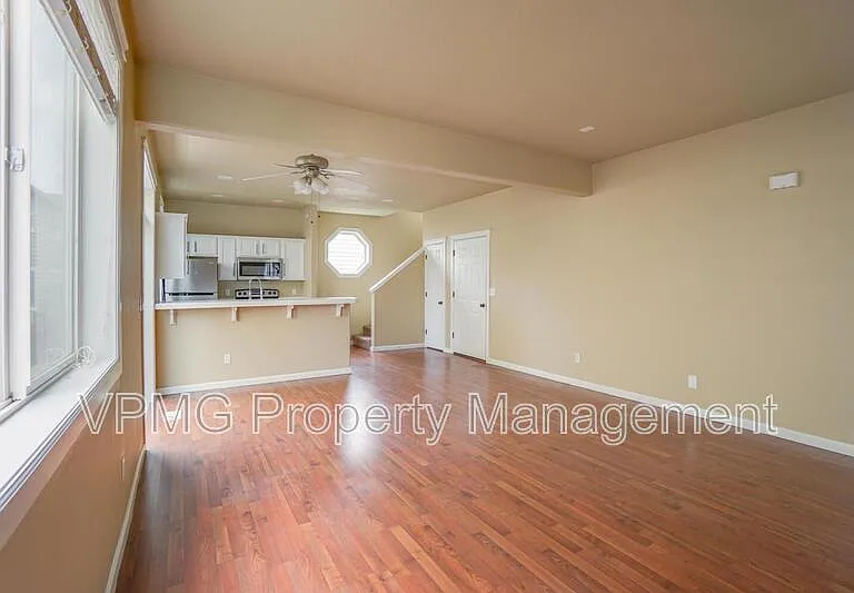 7809 NE 24th Ct — Photo 5