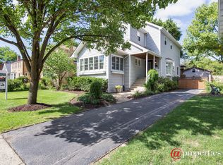 319 Bartram Rd, Riverside, IL 60546