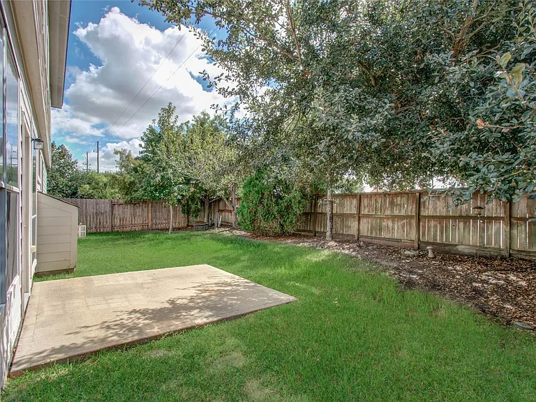 19107 Dawntreader Dr — Photo 42