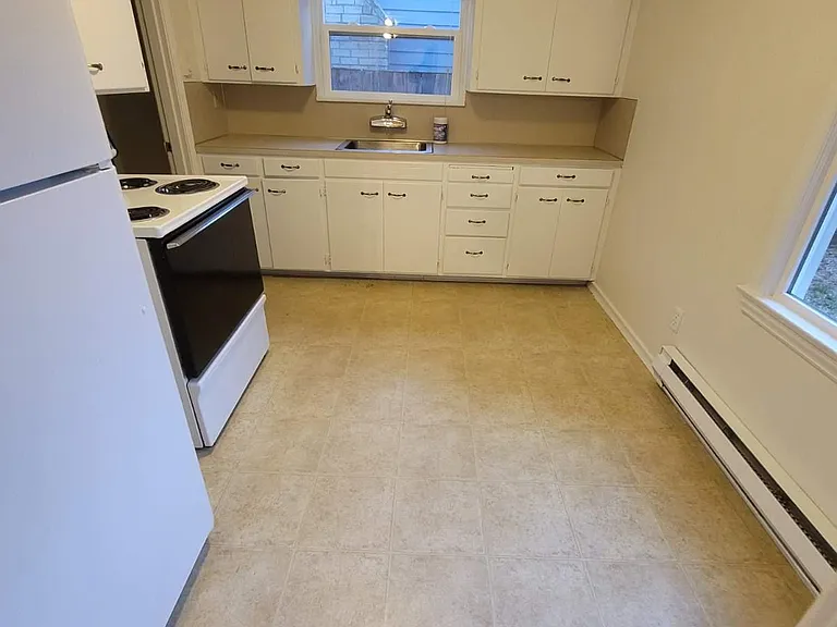 8857 37th Ave SW — Photo 12