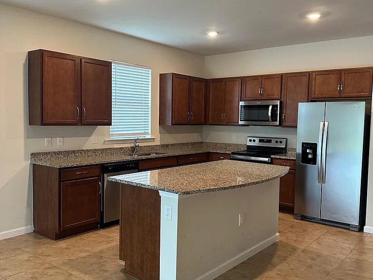 3932 Black Eagle Ln — Photo 5