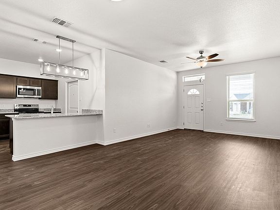 3rd image of 5300 Rose Garden Loop #B