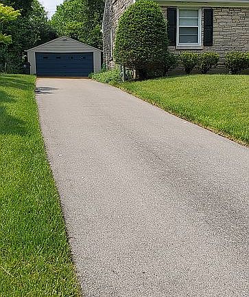 Street Driveway/Garage