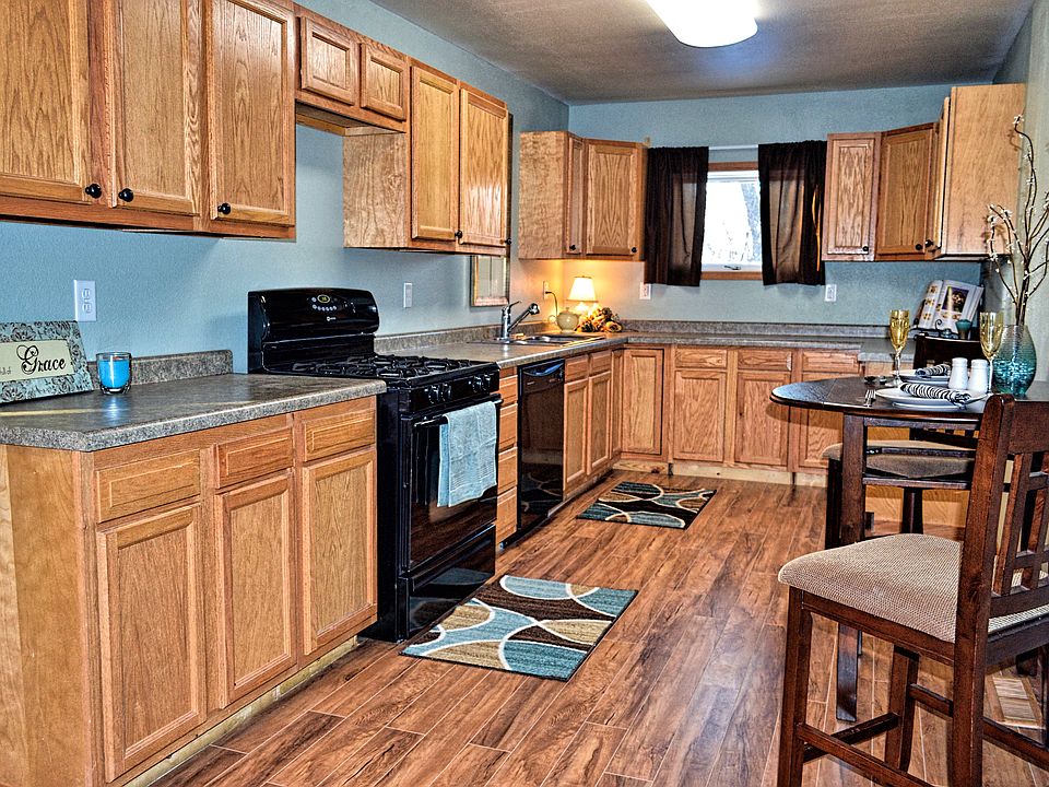 Cook's Kitchen! Gas stove!