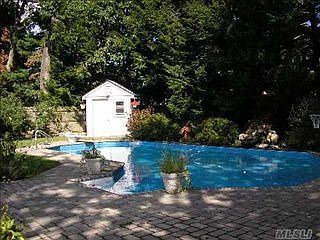 2nd image of 12 Melissa Ln