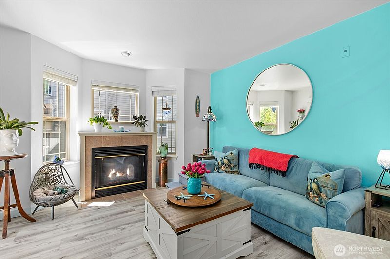 3rd image of 20800 72nd Avenue W #202