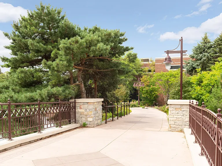 7410 Oaklawn Ave — Photo 47