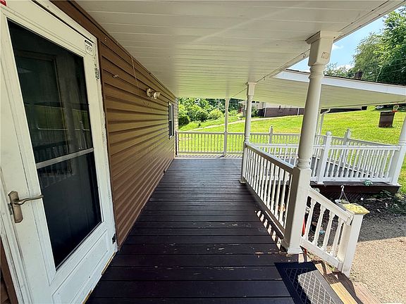 5th image of 123 New Hill Rd