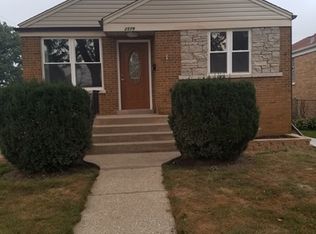 2579 Maple St, River Grove, IL 60171